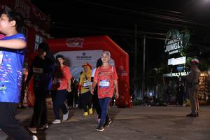 BIB: 4001, 3519
                            <button type="button" onclick="openModal(26263788)" class="btn btn-primary btn-sm float-right btn-popup" data-toggle="modal" data-target=".modal-high-quality">
                        <i class="fas fa-shopping-cart"></i> Add to Cart
                    </button>
                                            <button type="button" onclick="isThisMe(26263788, true)" class="btn btn-success btn-sm float-right btn-popup btn-isme hidden" data-toggle="tooltip" data-placement="bottom" title="นี่คือรูปของคุณใช่ไหม คลิกที่นี่เพื่อเอาเข้าอัลบั้ม">
                        <i class="fas fa-plus"></i> Add to album
                    </button>
                    <button type="button" onclick="isThisMe(26263788, false)" class="btn btn-warning btn-sm float-right btn-popup btn-isnotme hidden">
                        <i class="fas fa-ban"></i> Remove from album
                    </button>